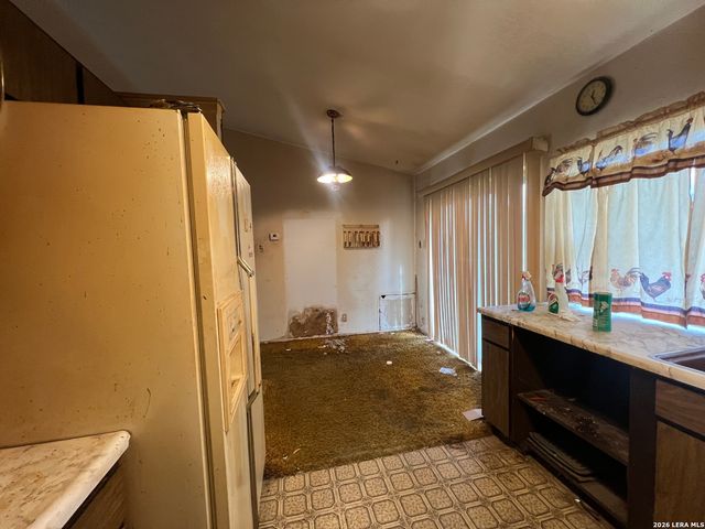 7438 Brook Valley, San Antonio, TX 78242