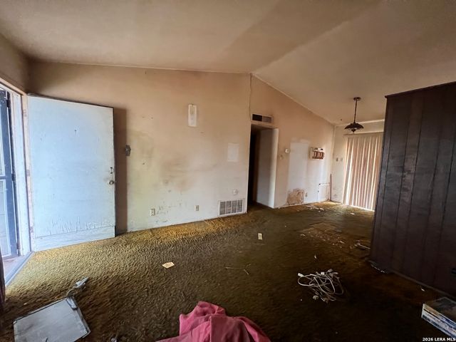 7438 Brook Valley, San Antonio, TX 78242