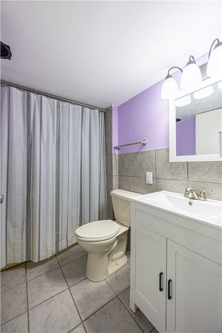 528 Macbeth Dr, Penn Hills, PA 15235