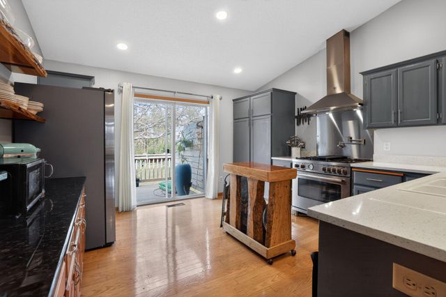 13310 Glenhaven Court, Apple Valley, MN 55124