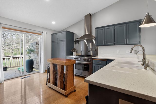 13310 Glenhaven Court, Apple Valley, MN 55124