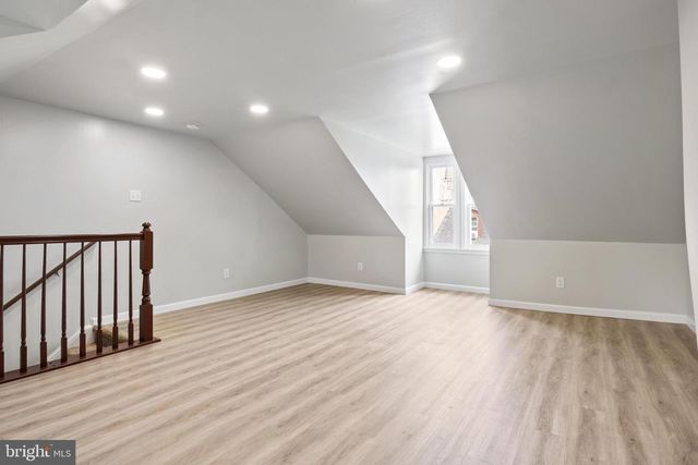 18 E SOUTH ST, York, PA 17401