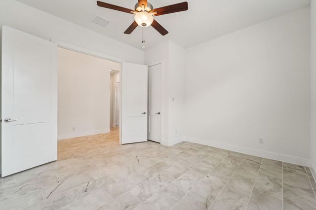 25926 N Outrider Banks, Montgomery, TX 77316