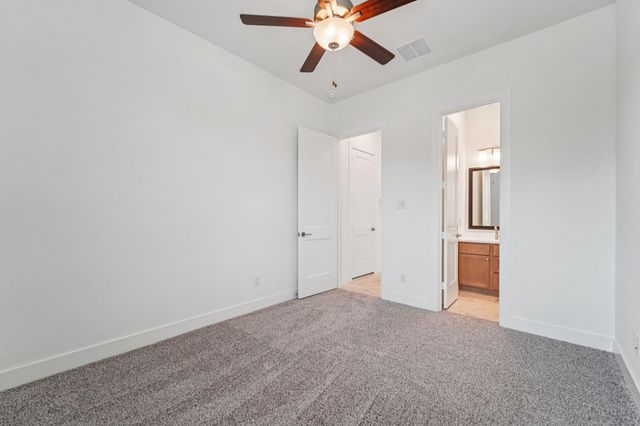 25926 N Outrider Banks, Montgomery, TX 77316