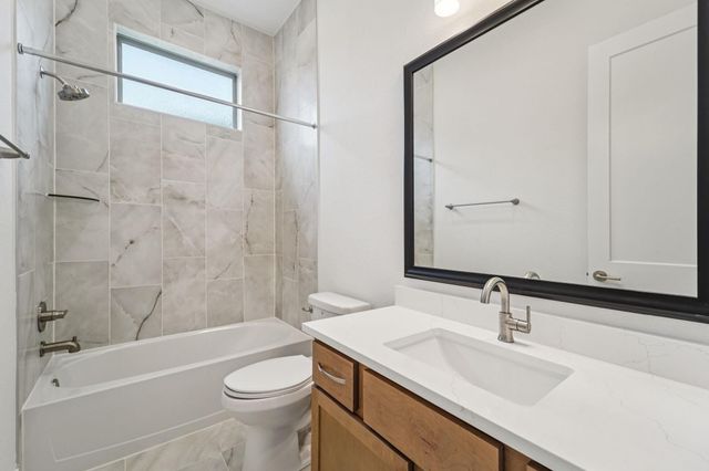 25926 N Outrider Banks, Montgomery, TX 77316