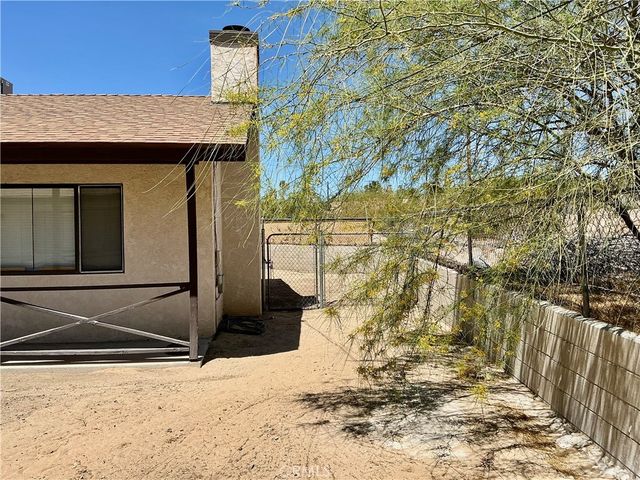 73624 Sunnyvale, 29 Palms, CA 92277