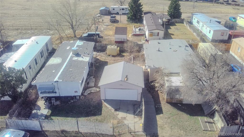 10 & 11 Royal M H Park, Byers, CO 80103