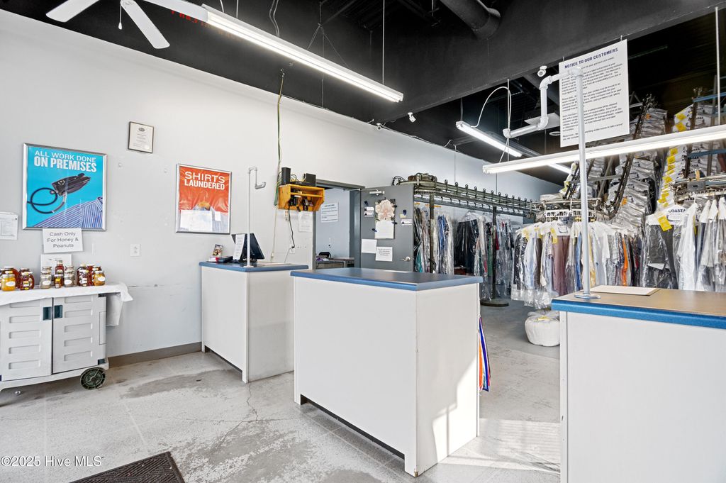 Image 25 of property listing at 4314 Henderson Drive, Jacksonville, NC 28546