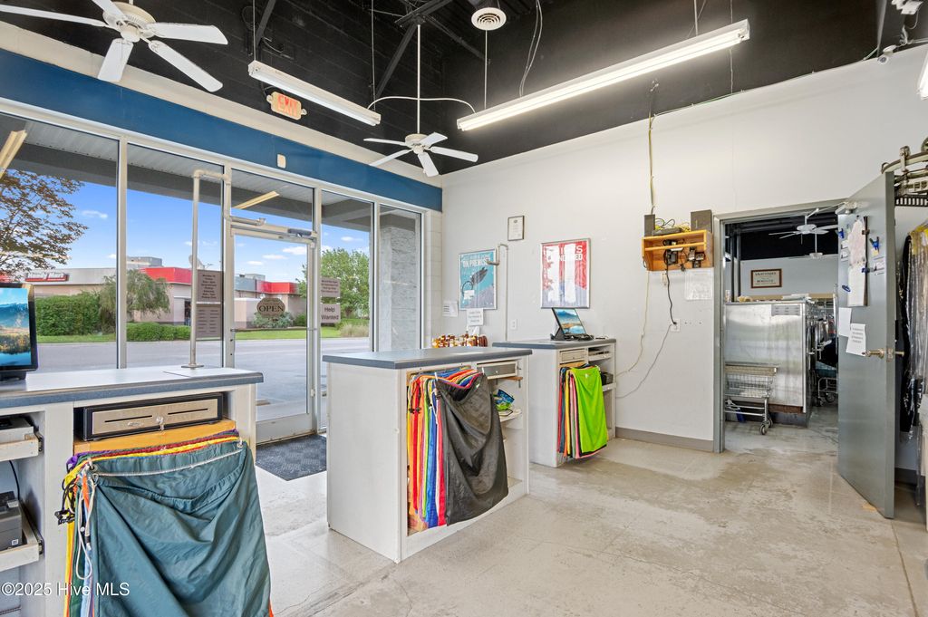 Image 28 of property listing at 4314 Henderson Drive, Jacksonville, NC 28546