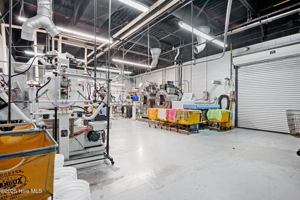 Image 48 of property listing at 4314 Henderson Drive, Jacksonville, NC 28546