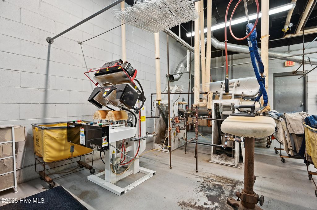 Image 57 of property listing at 4314 Henderson Drive, Jacksonville, NC 28546