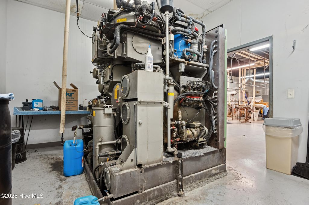 Image 59 of property listing at 4314 Henderson Drive, Jacksonville, NC 28546