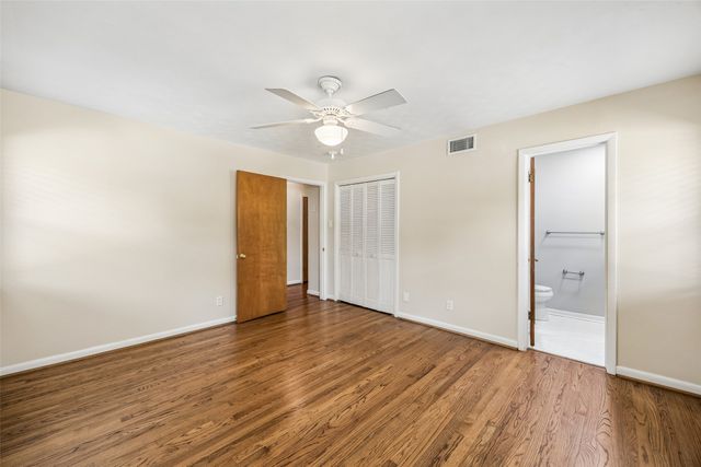 6147 Woodcrest Lane, Dallas, TX 75214