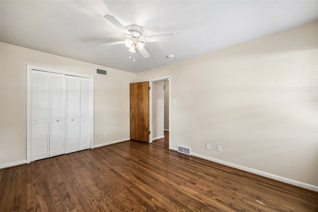 6147 Woodcrest Lane, Dallas, TX 75214