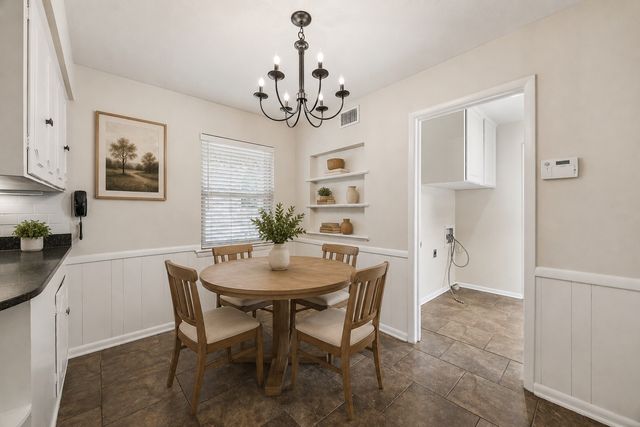 6147 Woodcrest Lane, Dallas, TX 75214