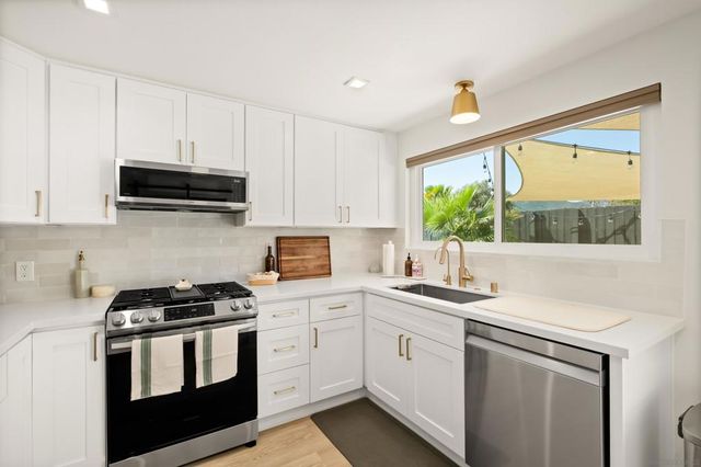 9081 Inverness, Santee, CA 92071