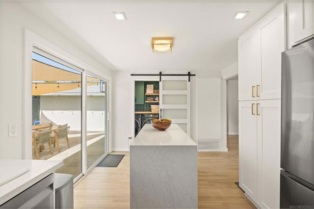 9081 Inverness, Santee, CA 92071