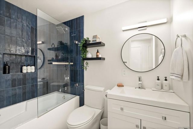 9081 Inverness, Santee, CA 92071