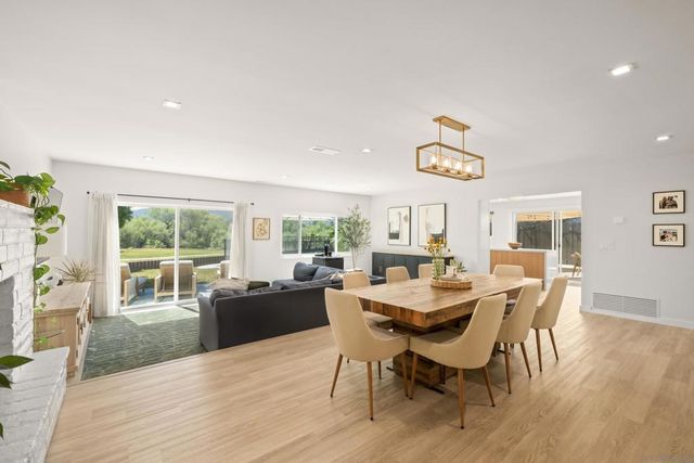 9081 Inverness, Santee, CA 92071