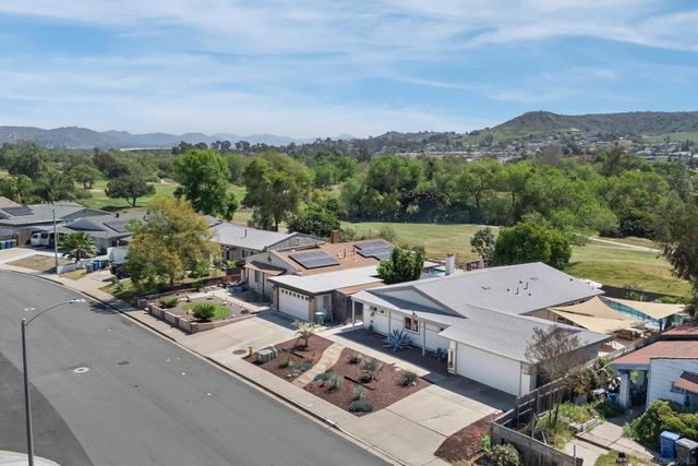 9081 Inverness, Santee, CA 92071