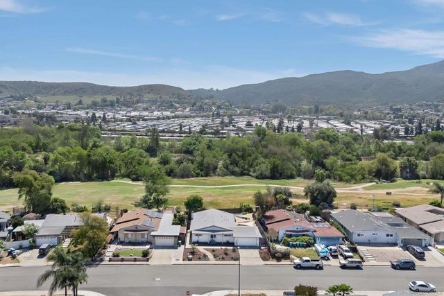 9081 Inverness, Santee, CA 92071