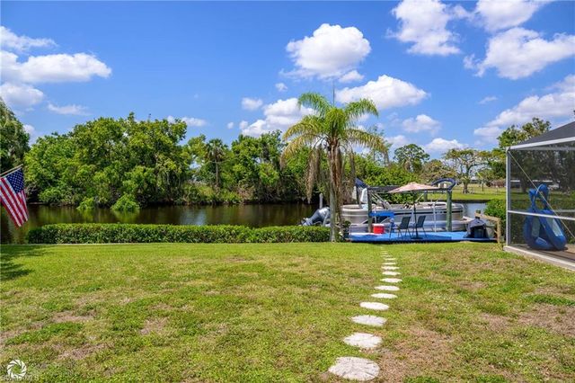 1303 Thompson ST, North Fort Myers, FL 33903