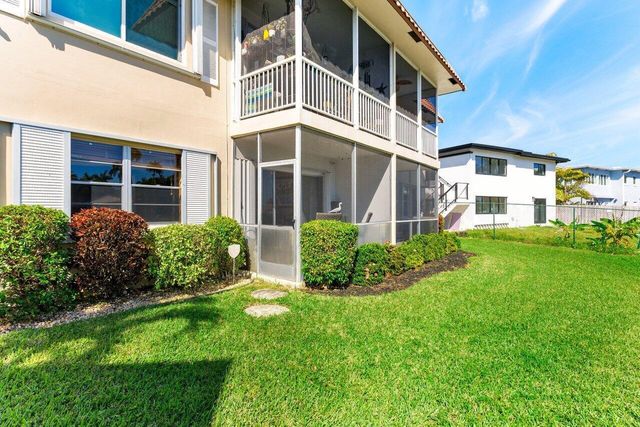 2201 SE 9th Street 107, Pompano Beach, FL 33062