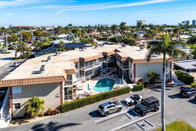 2201 SE 9th Street 107, Pompano Beach, FL 33062
