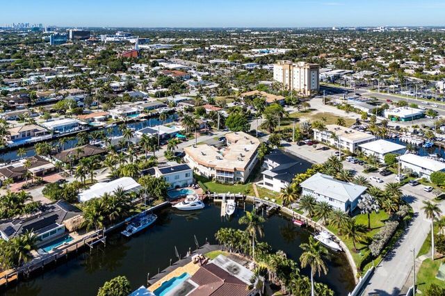 2201 SE 9th Street 107, Pompano Beach, FL 33062