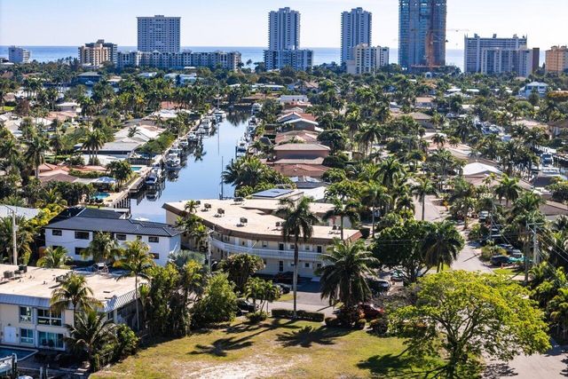 2201 SE 9th Street 107, Pompano Beach, FL 33062