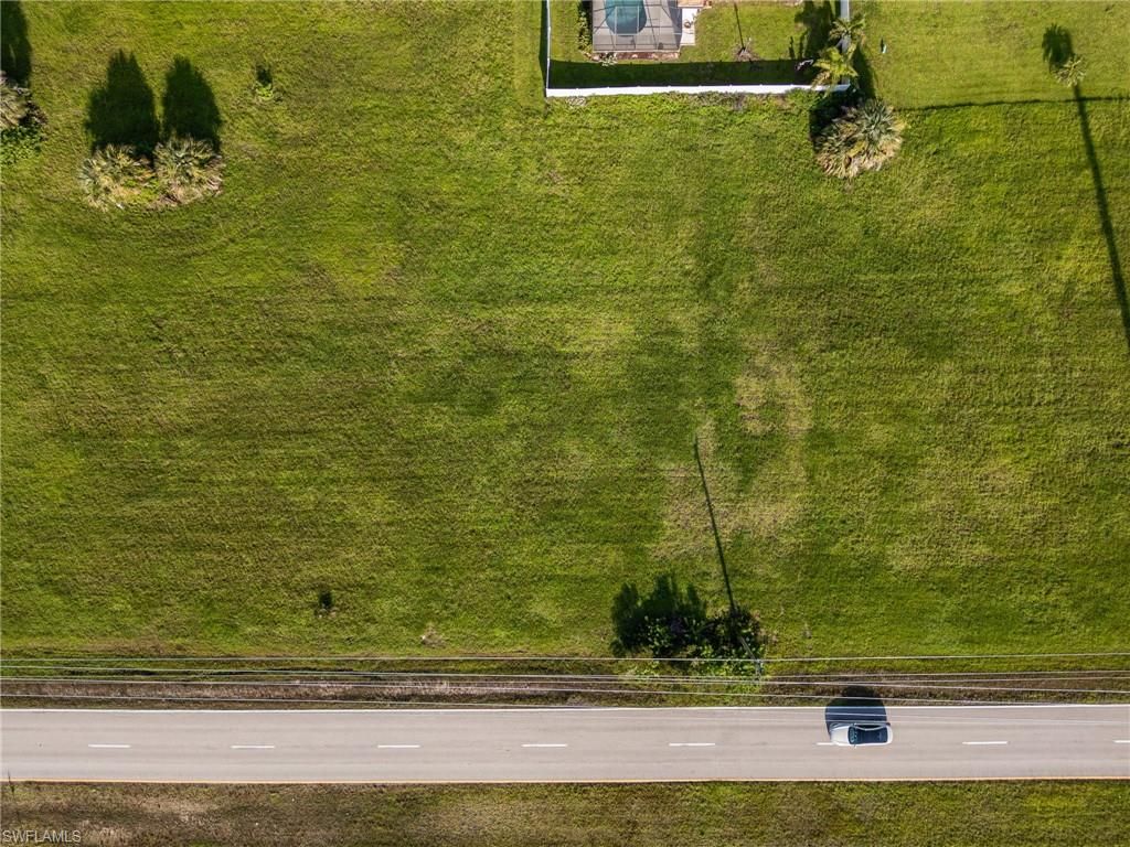 824 El Dorado BLVD N, CAPE CORAL, FL 33993 — photo 2