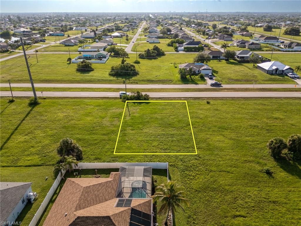 824 El Dorado BLVD N, CAPE CORAL, FL 33993 — photo 3