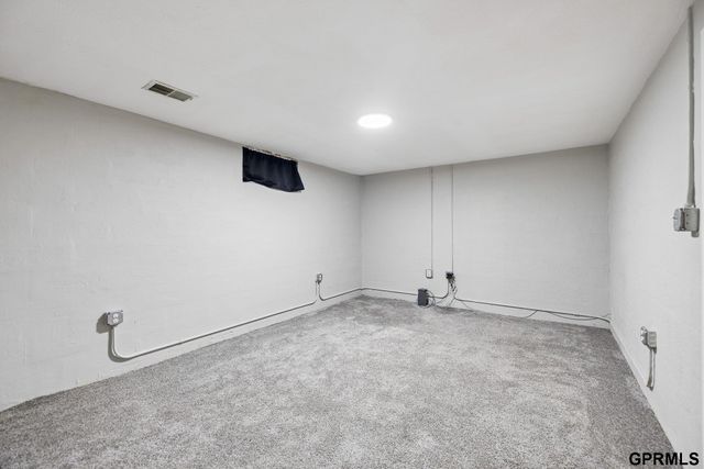 6900 Lidco Court, Lincoln, NE 68507