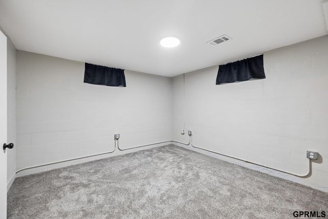 6900 Lidco Court, Lincoln, NE 68507