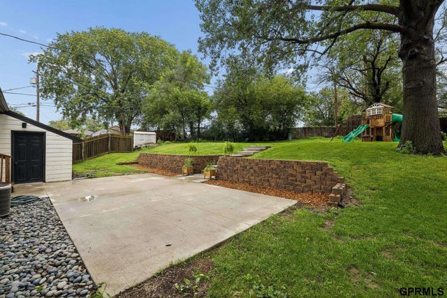 6900 Lidco Court, Lincoln, NE 68507