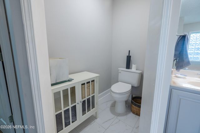 10272 MANORVILLE Drive, Jacksonville, FL 32221