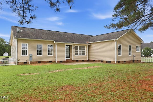 90 Fred Mcleod Lane, Coats, NC 27521