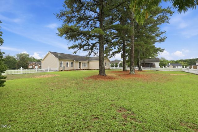 90 Fred Mcleod Lane, Coats, NC 27521