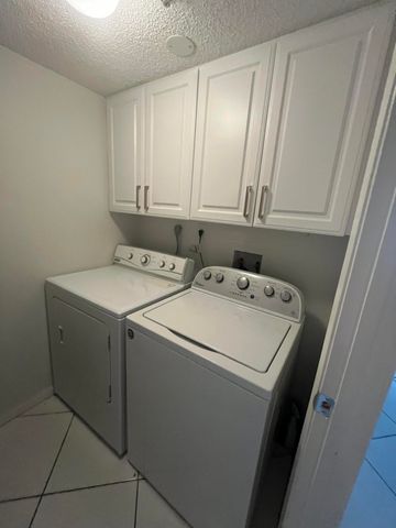 7310 Ashford Place 401, Delray Beach, FL 33446