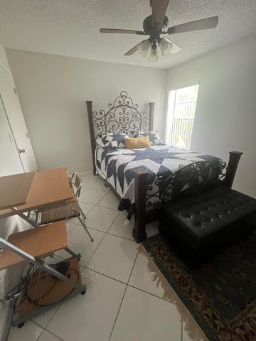 7310 Ashford Place 401, Delray Beach, FL 33446