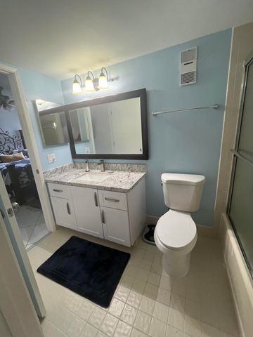 7310 Ashford Place 401, Delray Beach, FL 33446