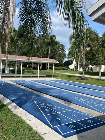 7310 Ashford Place 401, Delray Beach, FL 33446