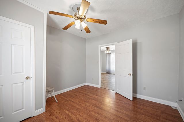 1210 S Irvine Road, Irvine, KY 40336