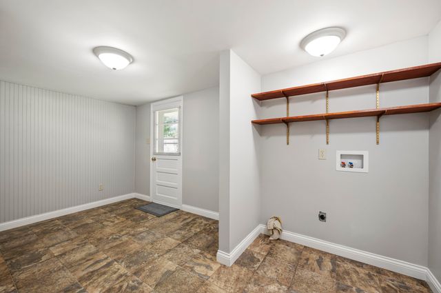 1210 S Irvine Road, Irvine, KY 40336