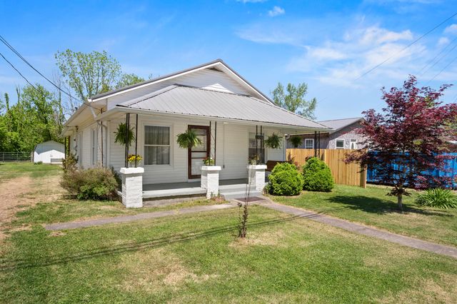 1210 S Irvine Road, Irvine, KY 40336