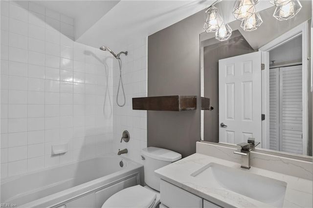 1120 Ocean Trace Ln Apt 301, Virginia Beach, VA 23451