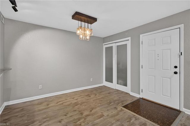 1120 Ocean Trace Ln Apt 301, Virginia Beach, VA 23451
