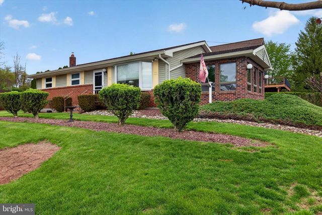 1472 BEARCAT CV, Auburn, PA 17922