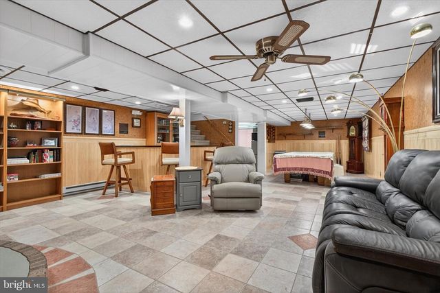 1472 BEARCAT CV, Auburn, PA 17922