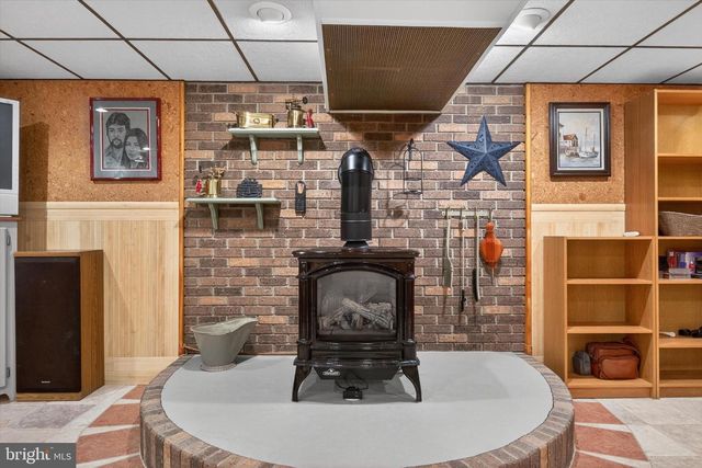 1472 BEARCAT CV, Auburn, PA 17922